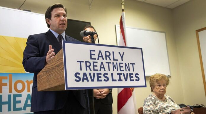AP: Gobernador de Florida apela fallo sobre máscaras en escuelas