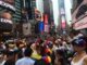 Migrantes venezolanos en Nueva York viajan a Florida para «limpiar» caos por Ian