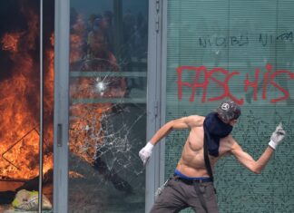 Rafael Díaz Blanco: Francia, sin franceses