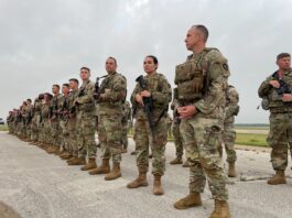 Trump no descarta posibilidad de instalar base militar en Venezuela