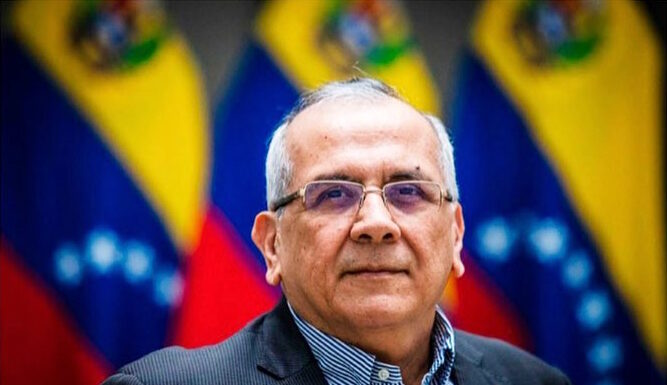 Hija del exministro Rodrigo Cabezas denuncia 20 días de desaparición de su padre por parte del régimen criminal