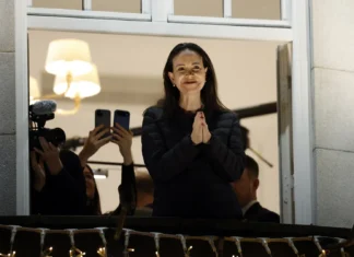 Oposición venezolana ratifica a Machado como su líder