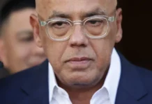 Jorge Rodríguez anunció la liberación de 300 presos políticos esta semana