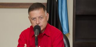 Arias Cardenas, excomandante del 4F, solicitó a Delcy Rodríguez negociar directamente con María Corina Machado