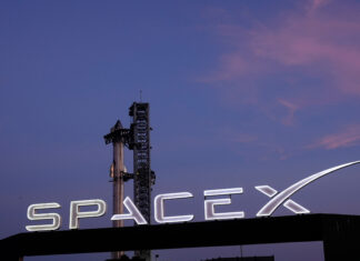 Acciones de SpaceX se disparan el día después de su debut en Wall Street