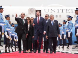 Vance se reúne con altos funcionarios iraníes mientras Estados Unidos busca reactivar las negociaciones