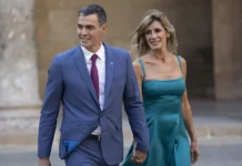Tribunal envía a juicio a la esposa de Pedro Sánchez