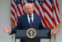 Trump desclasifica informe de la CIA sobre plan chavista para manipular elecciones