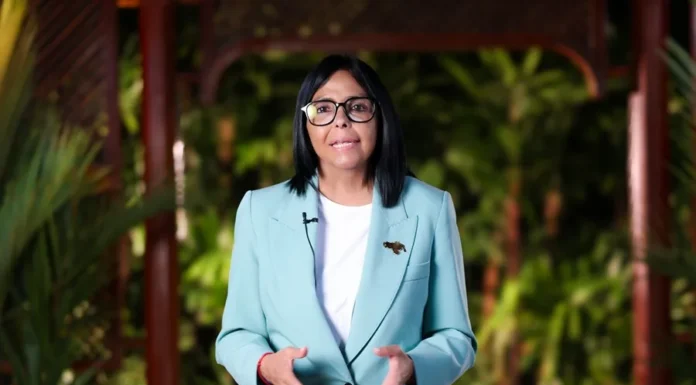 Delcy Rodríguez informa que el acuerdo petrolero con EE.UU. tendrá una vigencia de 25 años