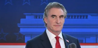 Burgum: EEUU llenará sus reservas estratégicas con petróleo venezolano a US$30 o US$40 por barril