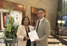 Armando Armas propone a la mesa de negociación garantizar libertad plena y el voto en el exterior