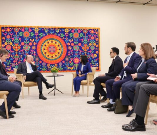 Interina sostuvo reuniones con alta directiva del Banco Mundial, el FMI y el BID en Nueva York
