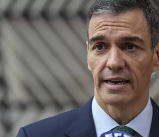 Pedro Sánchez anuncia disolución del Parlamento español y convoca a elecciones generales anticipadas para el 29 de noviembre