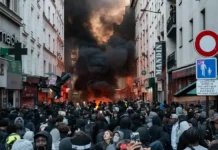 Francia decreta toques de queda en París y otras ciudades