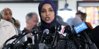 Agentes federales registran casa de la representante demócrata Ilhan Omar, según informes